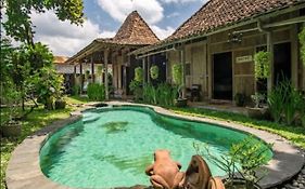 D'Omah Yogya Hotel